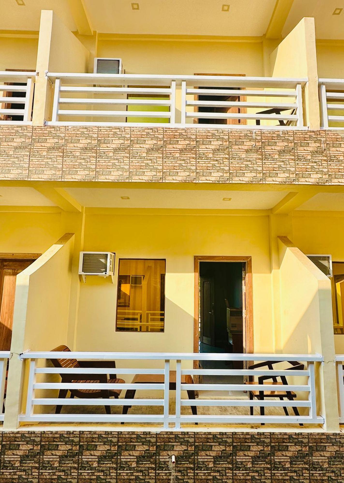 On Board Lifestyle Panglao Resort Екстер'єр фото