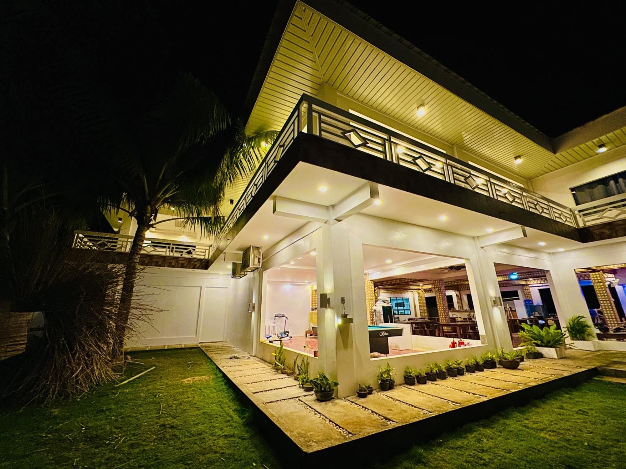 On Board Lifestyle Panglao Resort Екстер'єр фото