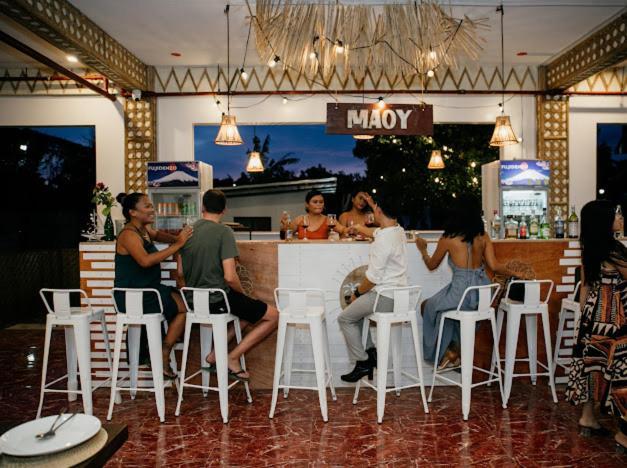 On Board Lifestyle Panglao Resort Екстер'єр фото